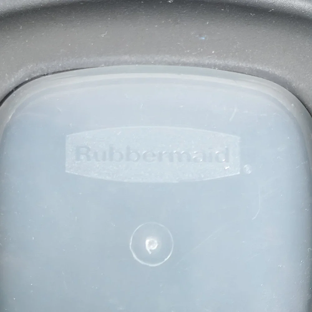 Rubbermaid Premier Square Snap Lid Replacement 5